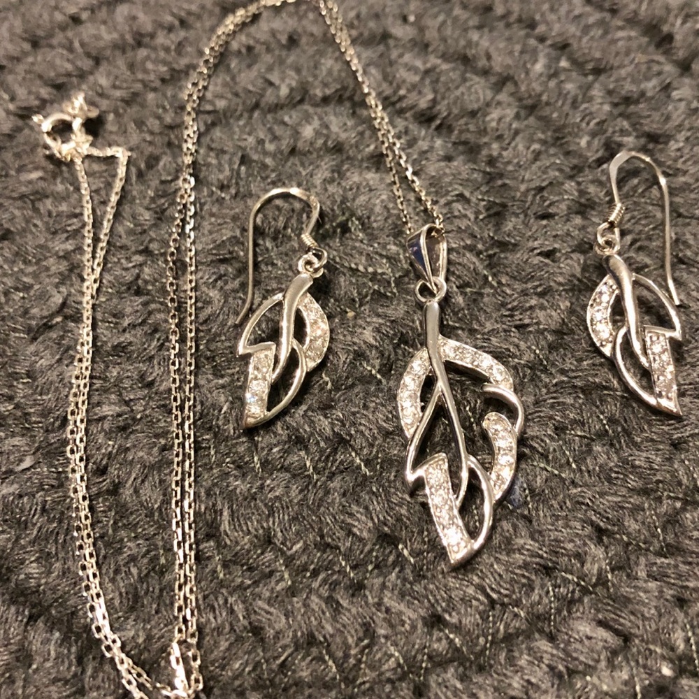 LEAF SHAPED SET - Picture 2 of 4